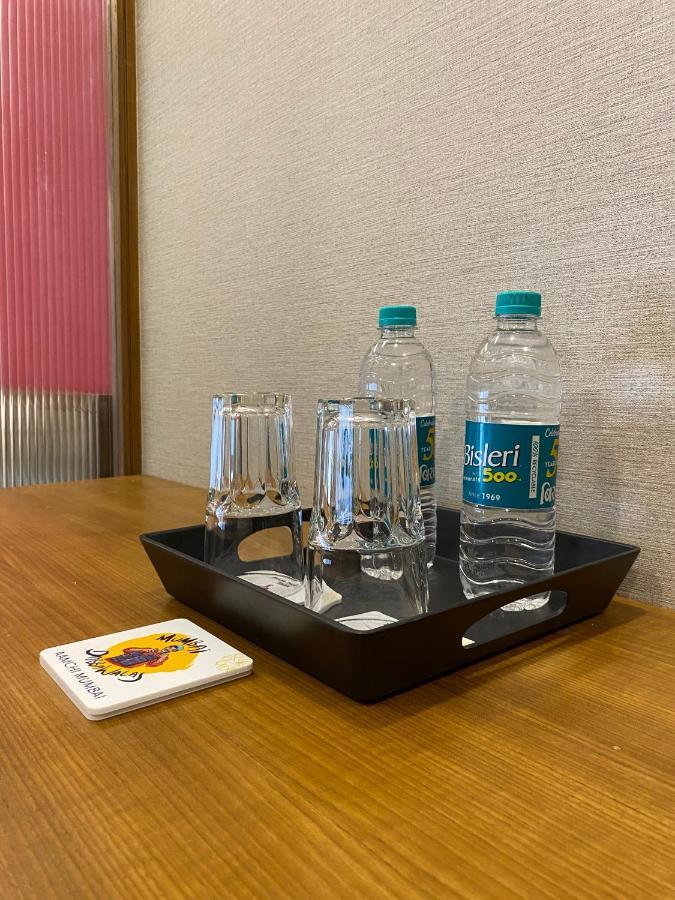 Theory9 Premium Service Apartments Khar 뭄바이 외부 사진