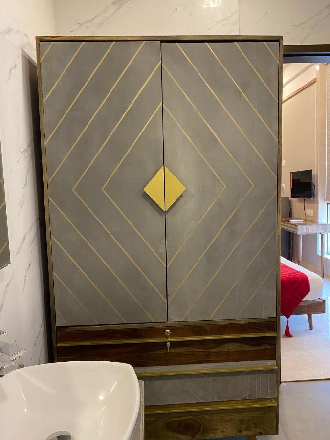 Theory9 Premium Service Apartments Khar 뭄바이 외부 사진