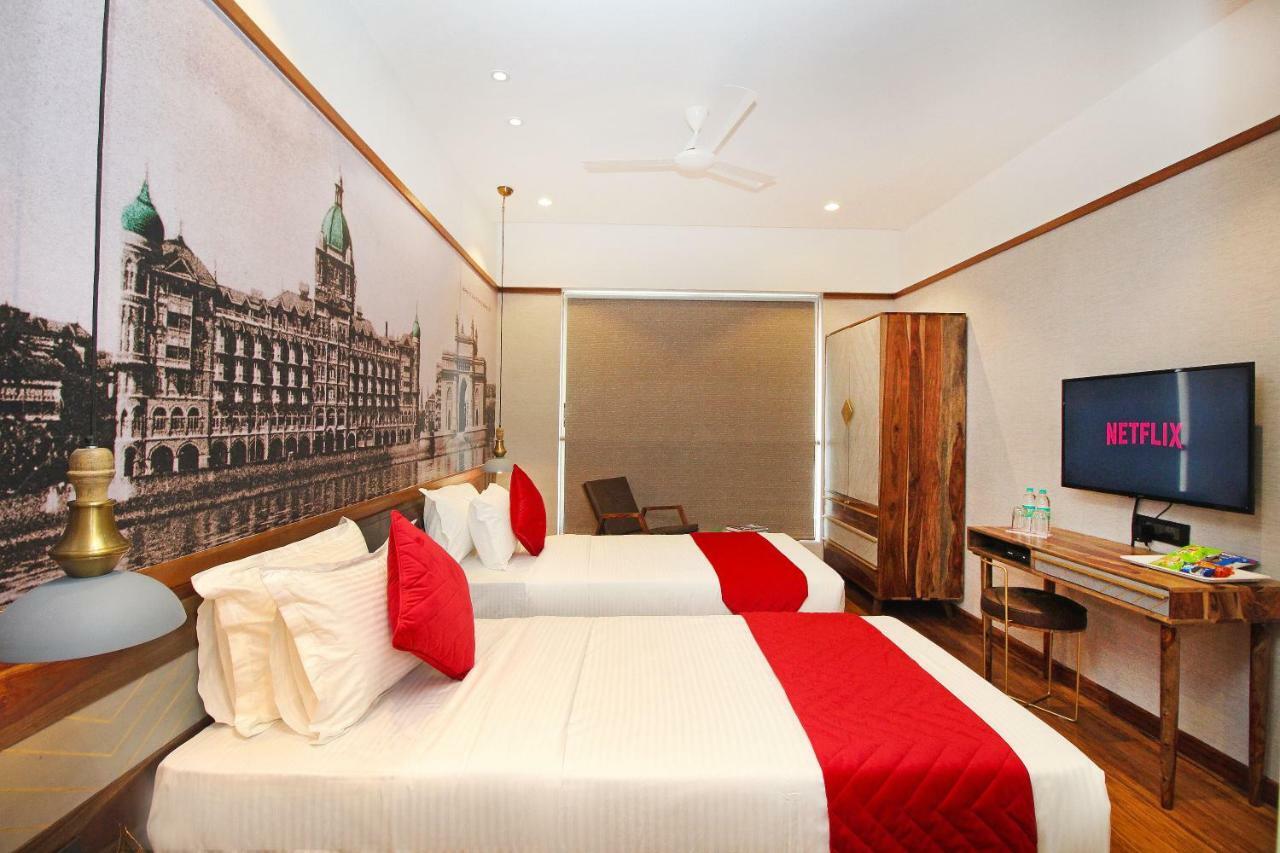 Theory9 Premium Service Apartments Khar 뭄바이 외부 사진